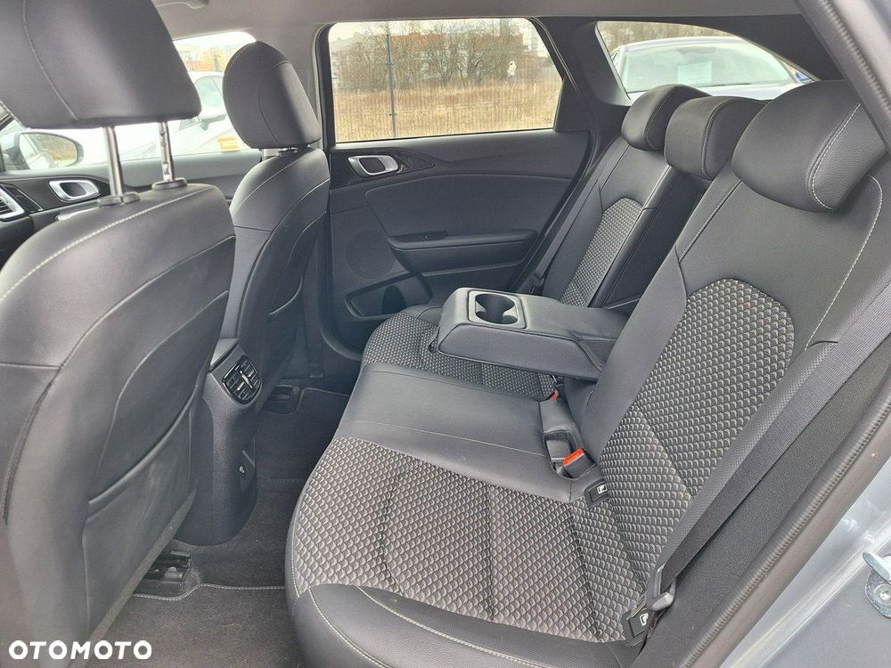 Kia Ceed 1.5 T-GDI L DCT - 23