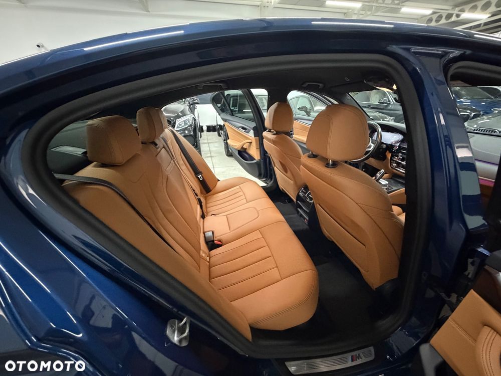 BMW Seria 5 520d xDrive MHEV M Sport sport - 23