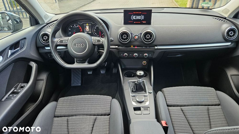 Audi A3 Sportback 1.4 TFSI Attraction - 11