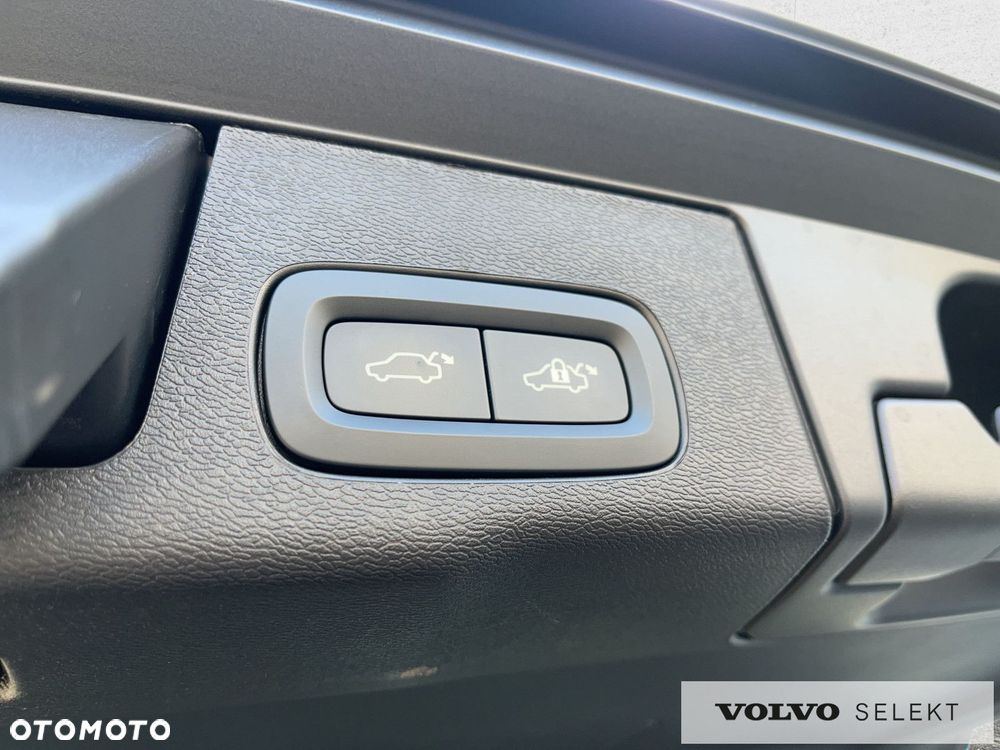 Volvo XC 60 - 21