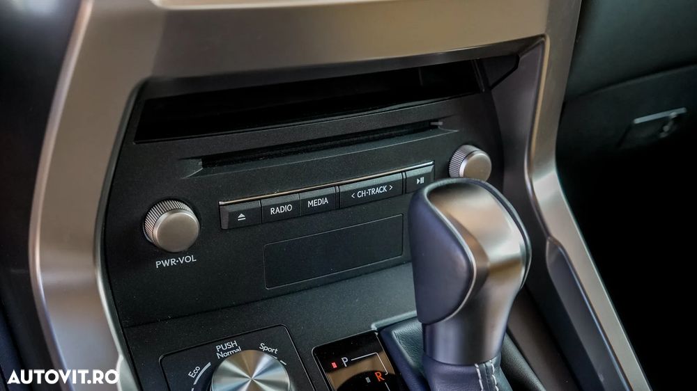Lexus Seria NX 300h Executive Line - 20