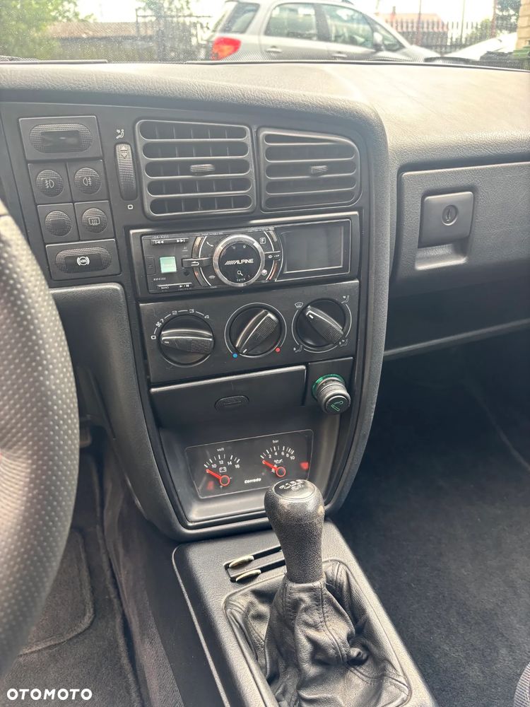 Volkswagen Corrado 2.9 VR6 - 7
