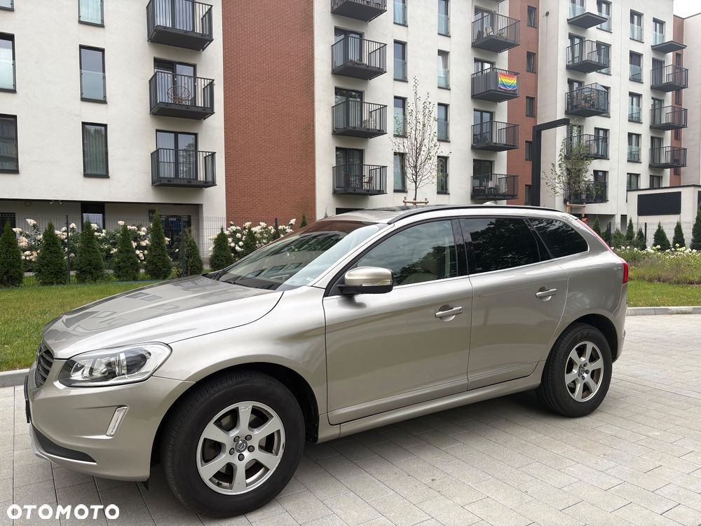 Volvo XC 60 D3 Drive-E Momentum - 2