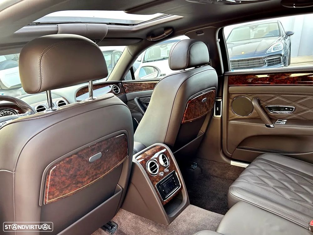 Bentley Continental Flying Spur - 28