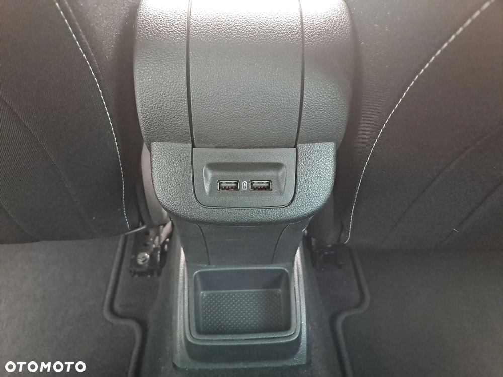 Skoda Fabia 1.0 TSI Ambition - 21