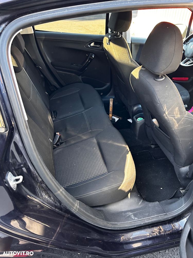 Peugeot 208 Blue-HDi 100 Stop&Start Active - 7