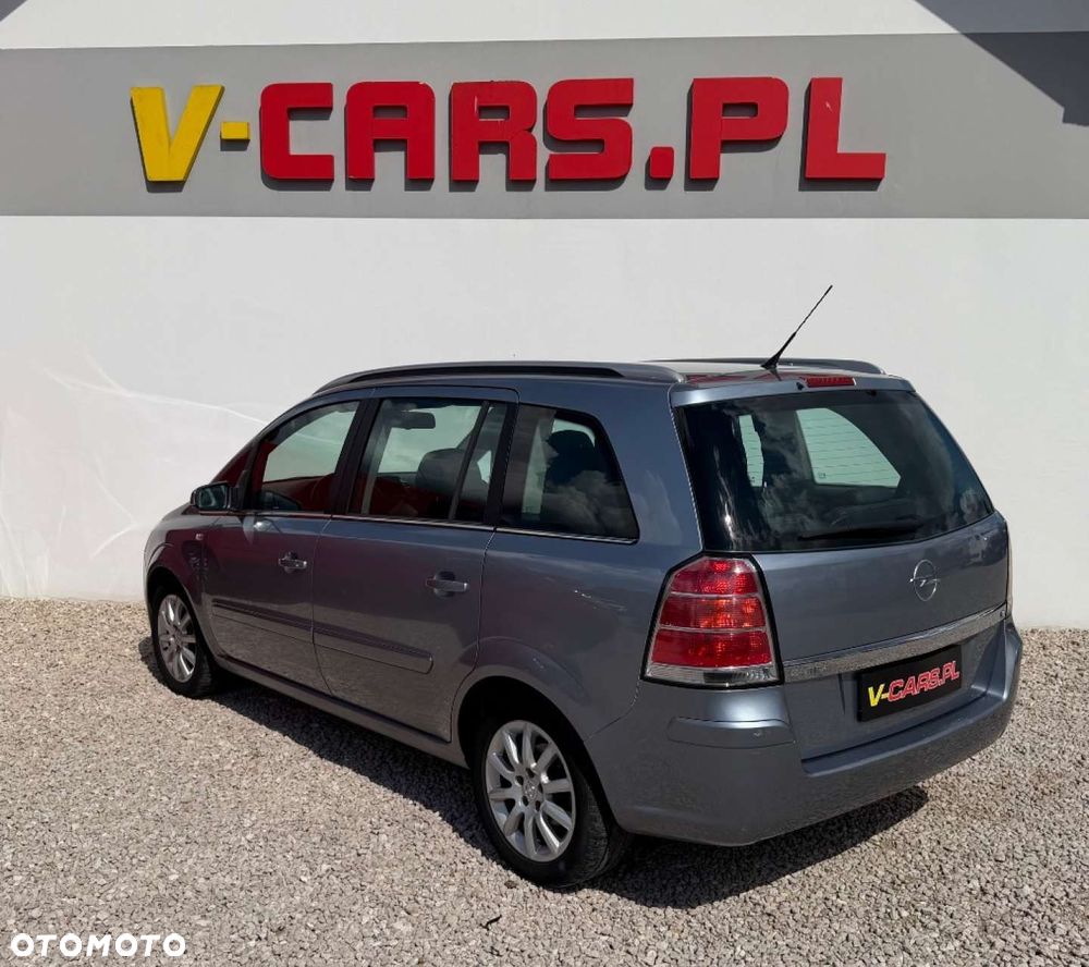 Opel Zafira - 19