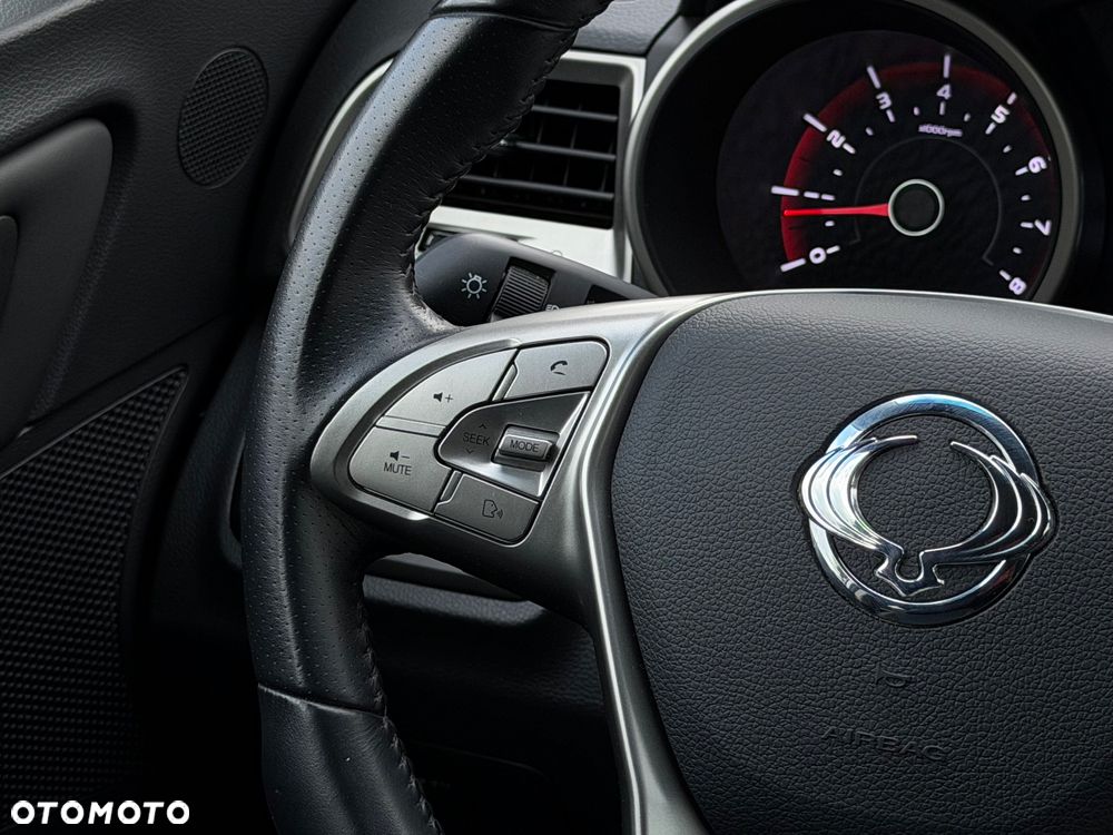 SsangYong/KGM Tivoli 1.6 Quartz - 18