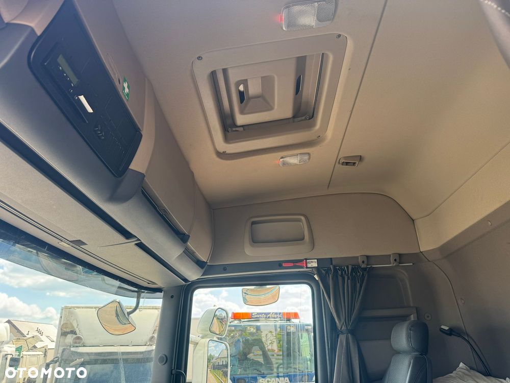 Scania R 450 , 6X2 - 9
