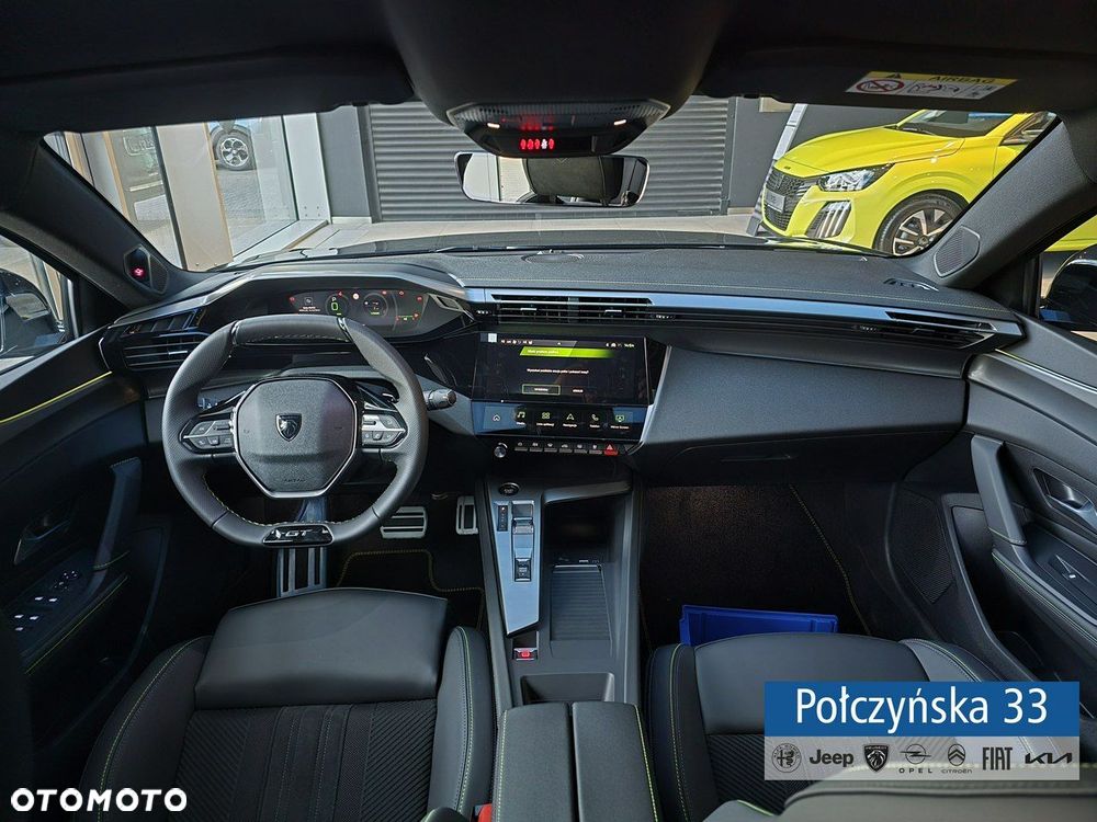 Peugeot 408 - 12