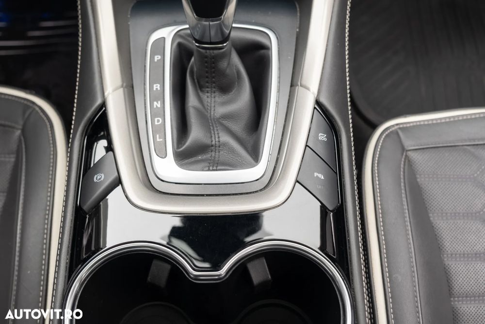 Ford Mondeo 2.0 CVT VIGNALE - 26