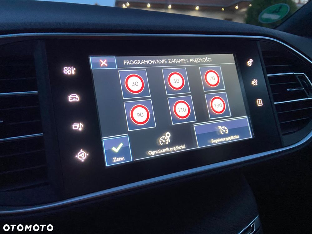 Peugeot 308 SW BlueHDi 180 EAT6 GT - 26