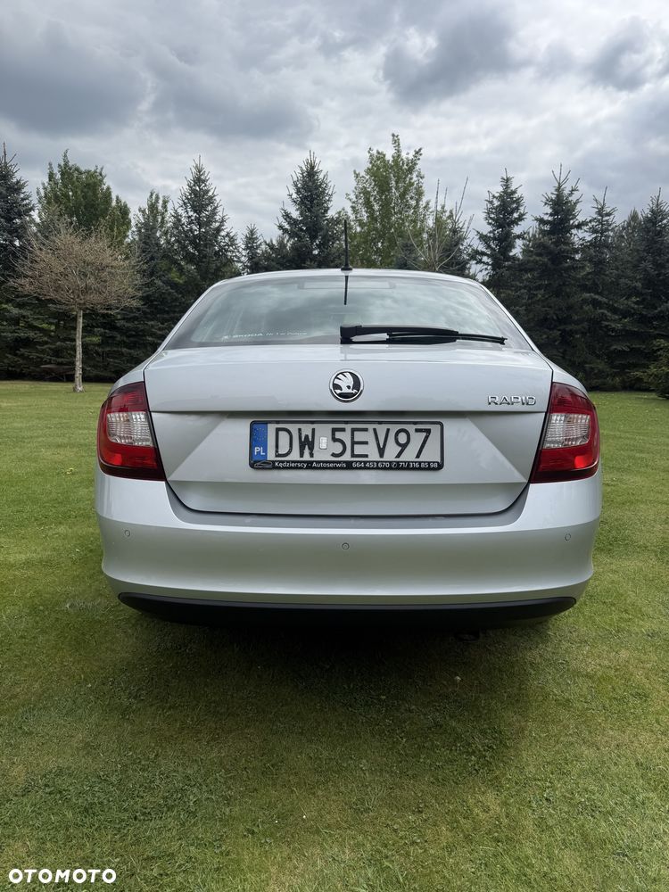 Skoda RAPID - 6