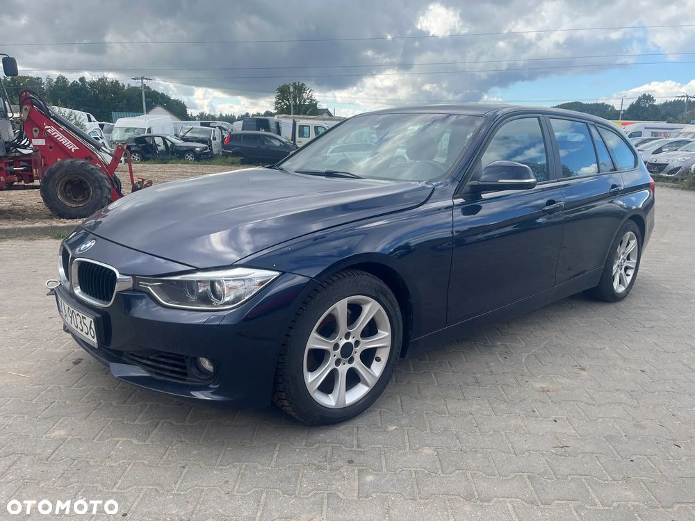 BMW Seria 3 330d xDrive - 1