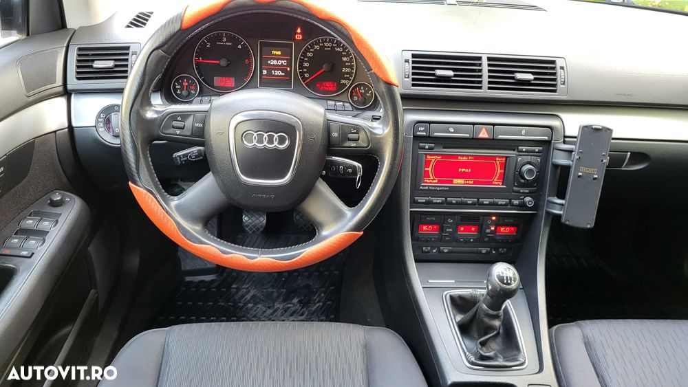 Audi A4 Avant - 6
