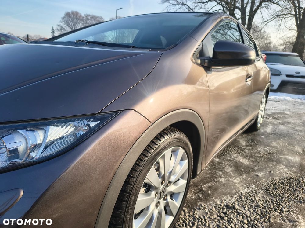 Honda Civic 1.8 i-VTEC Lifestyle - 10