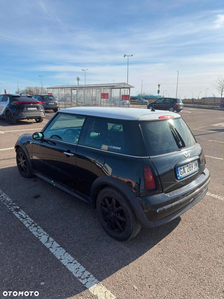 MINI ONE D - 5