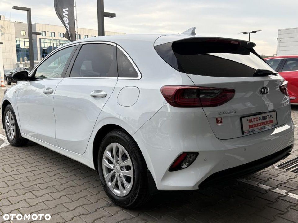 Kia Ceed - 20
