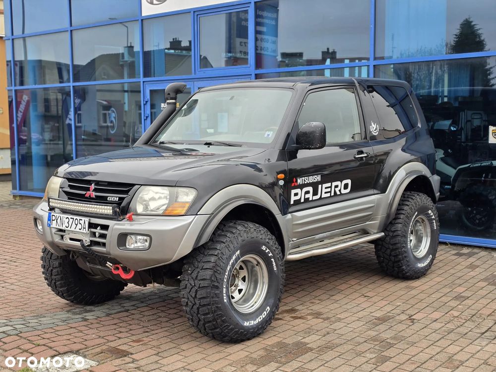 Mitsubishi Pajero - 15