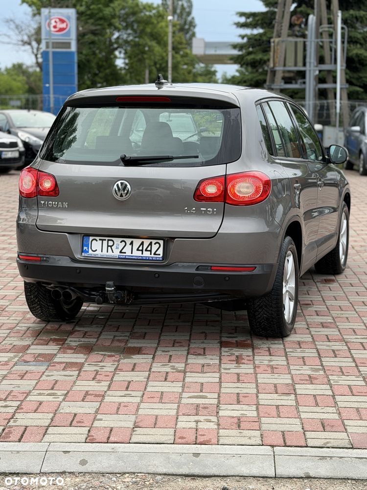 Volkswagen Tiguan - 5