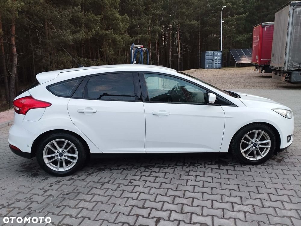 Ford Focus - 8