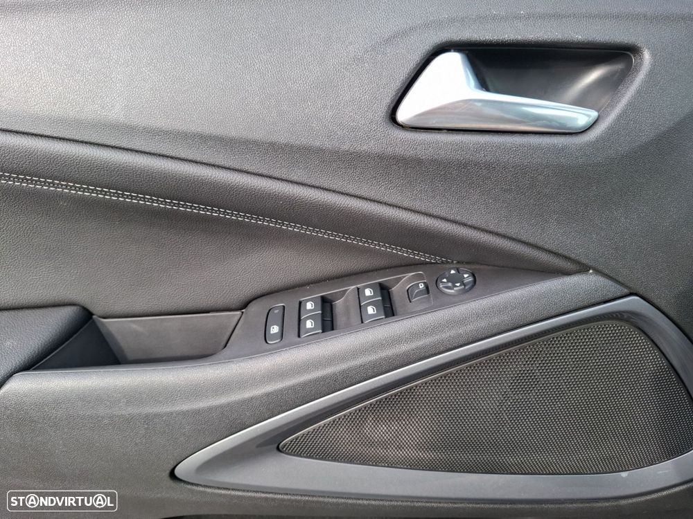 Opel Crossland 1.2 T Elegance - 26