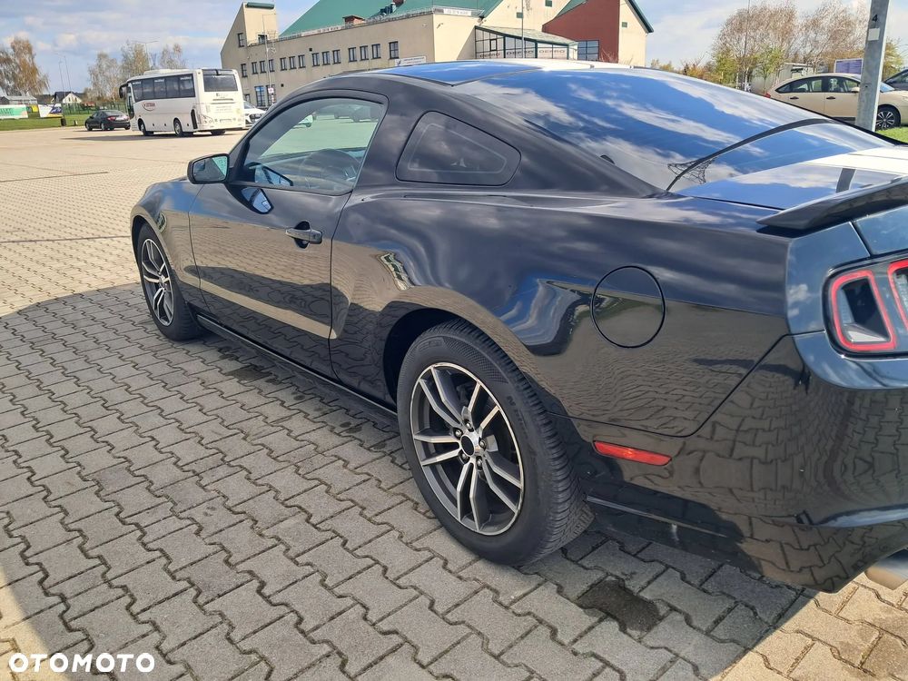 Ford Mustang - 6