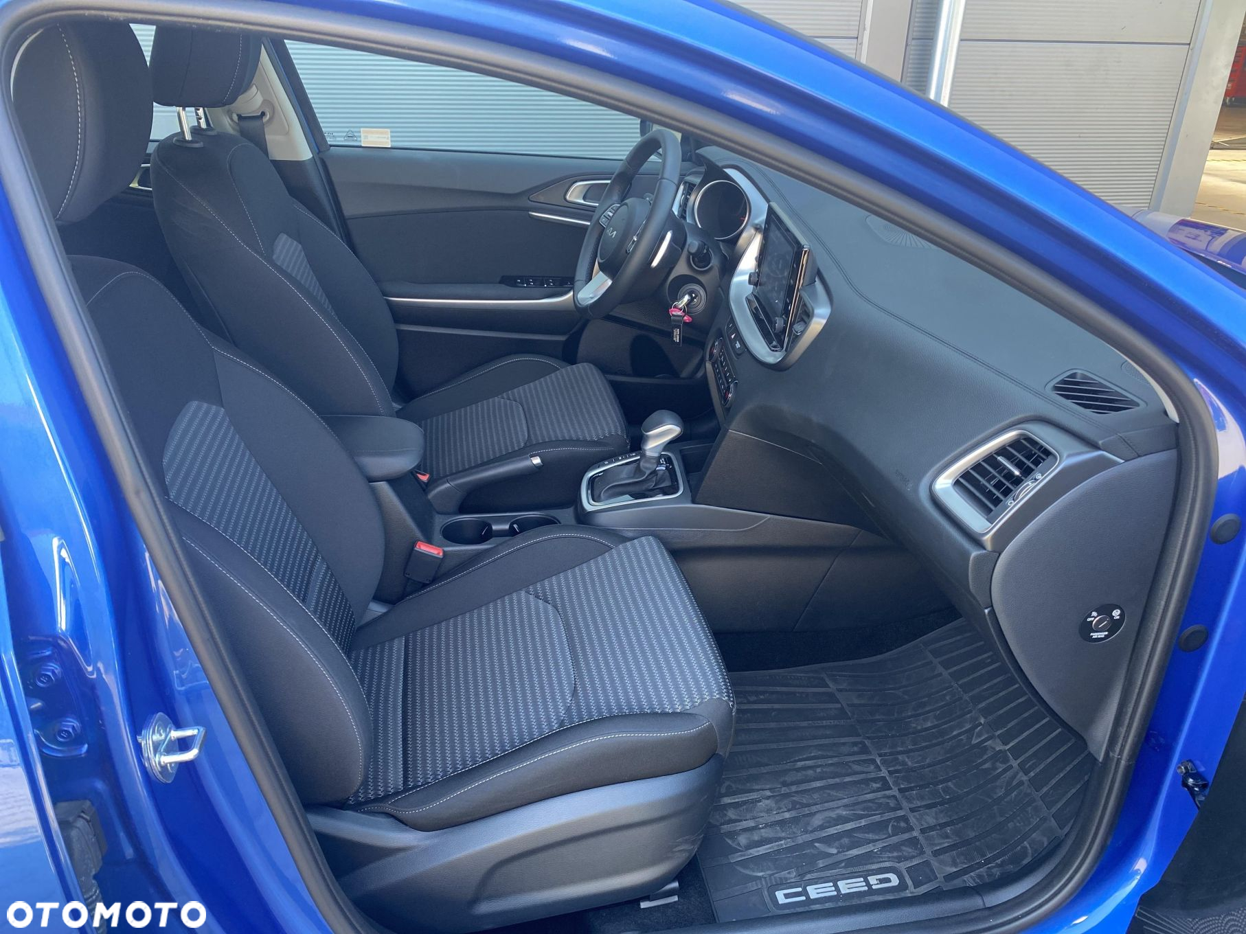 Kia Ceed - 12