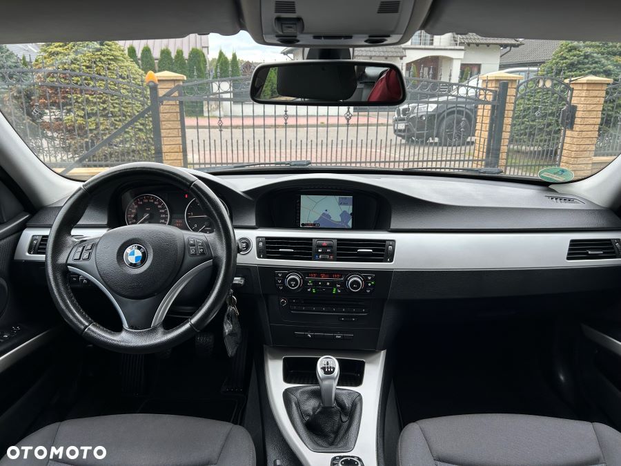 BMW Seria 3 320d DPF - 19