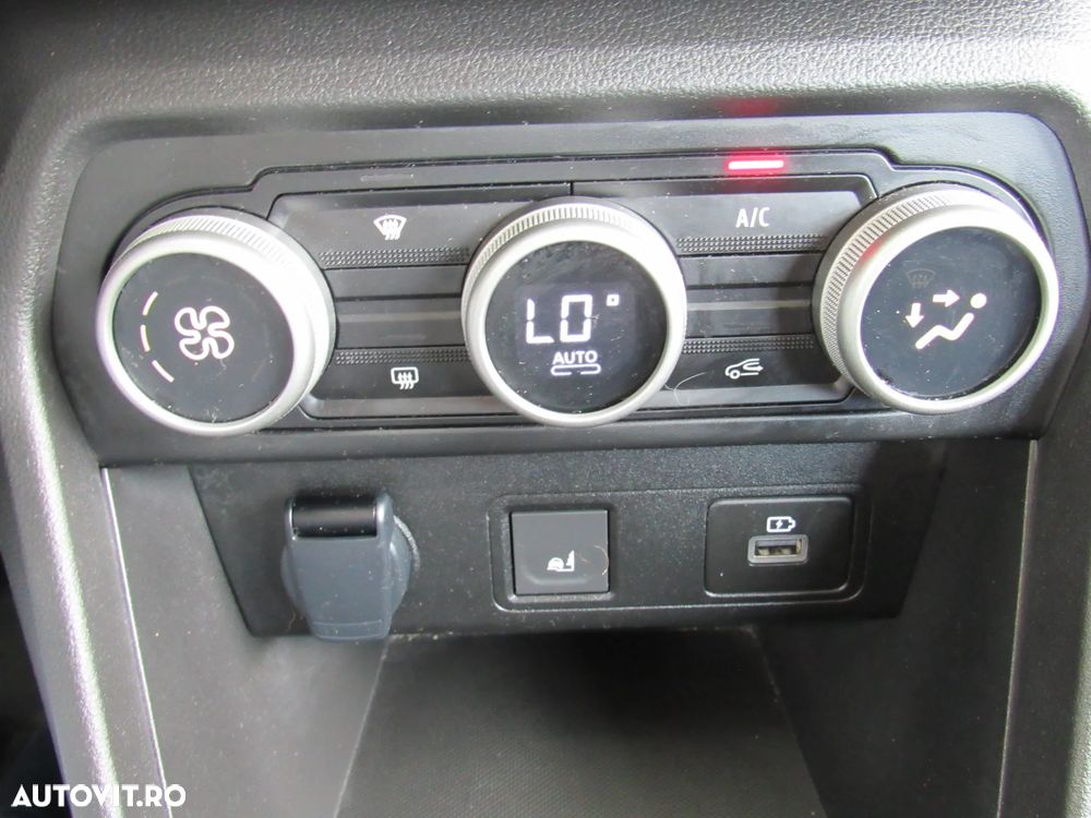 Dacia Sandero Stepway TCe 90 MT6 Extreme - 33
