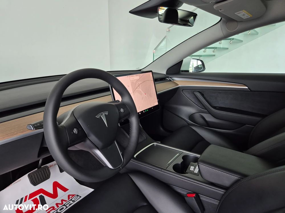 Tesla Model 3 Langstreckenbatterie Allradantrieb Dual Motor - 9
