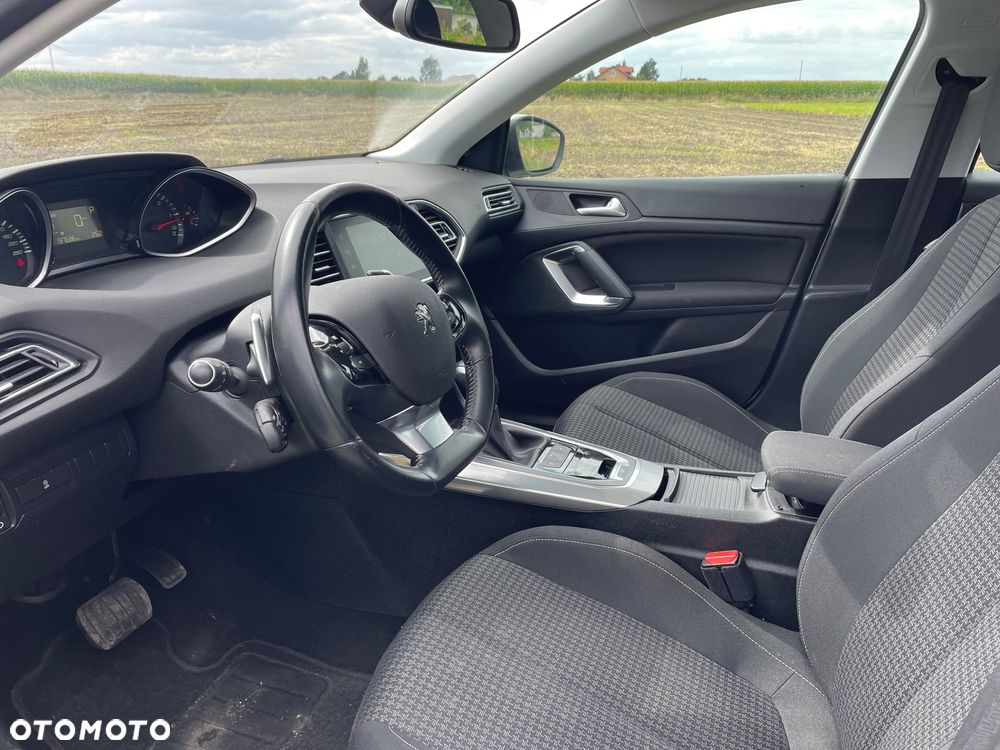 Peugeot 308 SW 1.5 BlueHDi Allure Pack S&S EAT8 - 9