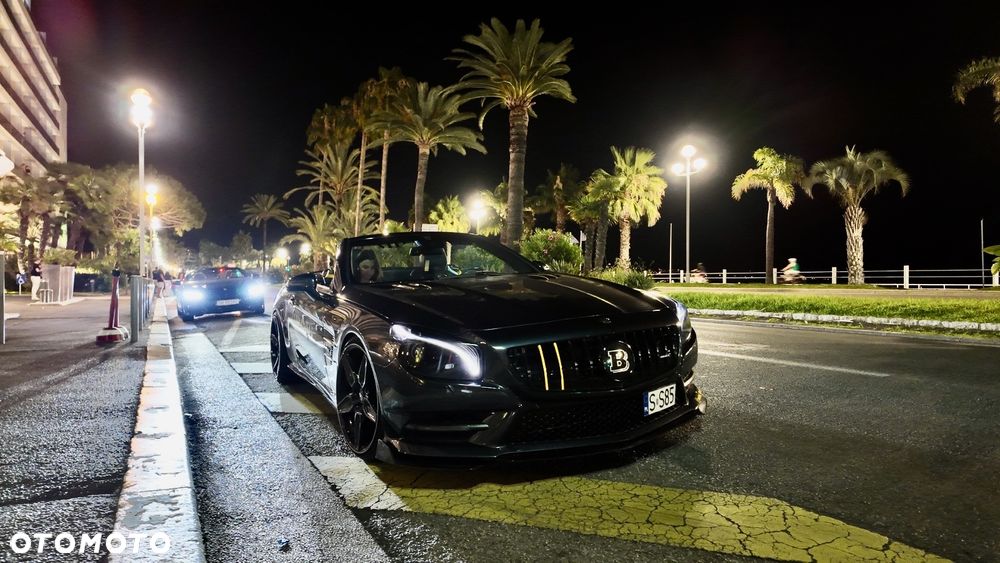 Mercedes-Benz SL - 12