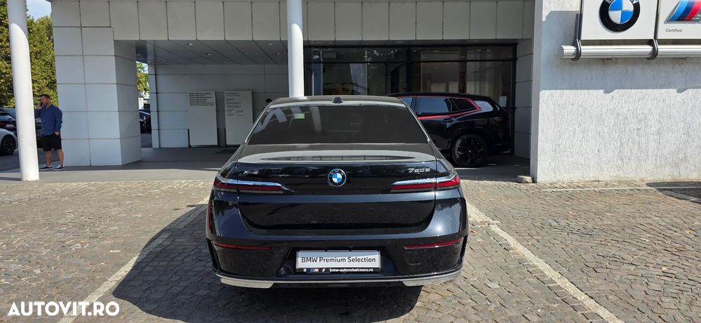 BMW Seria 7 750e xDrive AT PHEV - 5