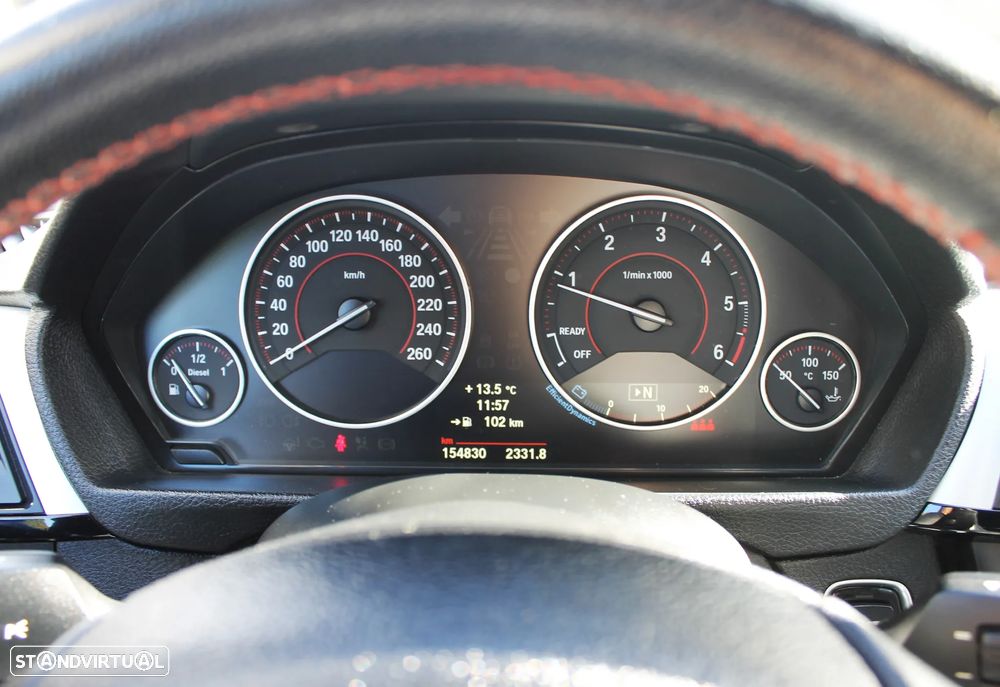 BMW 318 d Touring Line Sport - 33