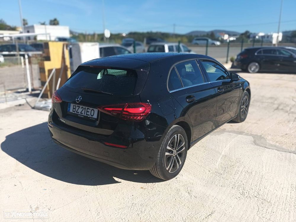 Mercedes-Benz A 250 e Progressive - 9
