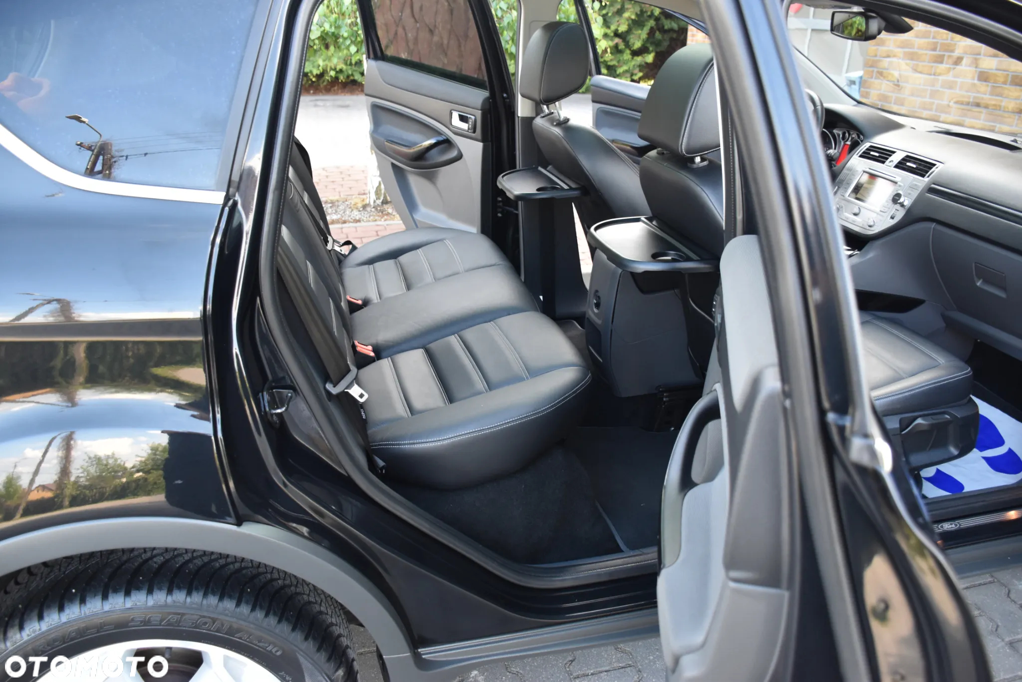 Ford Kuga 2.0 TDCi 4x4 Titanium - 14