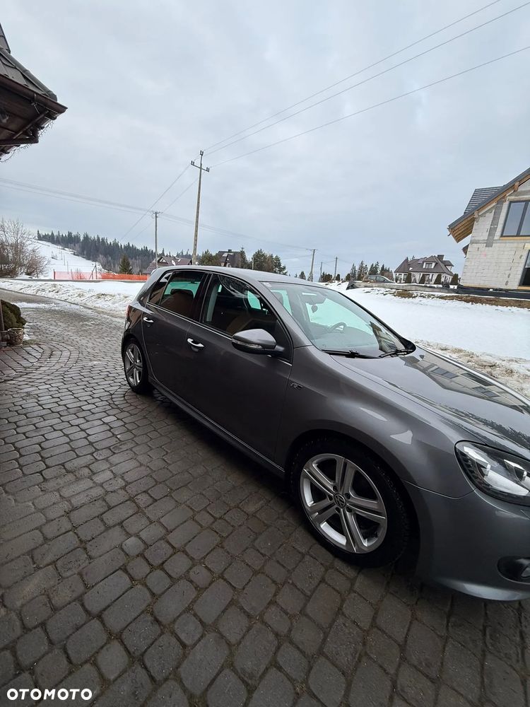 Volkswagen Golf - 16