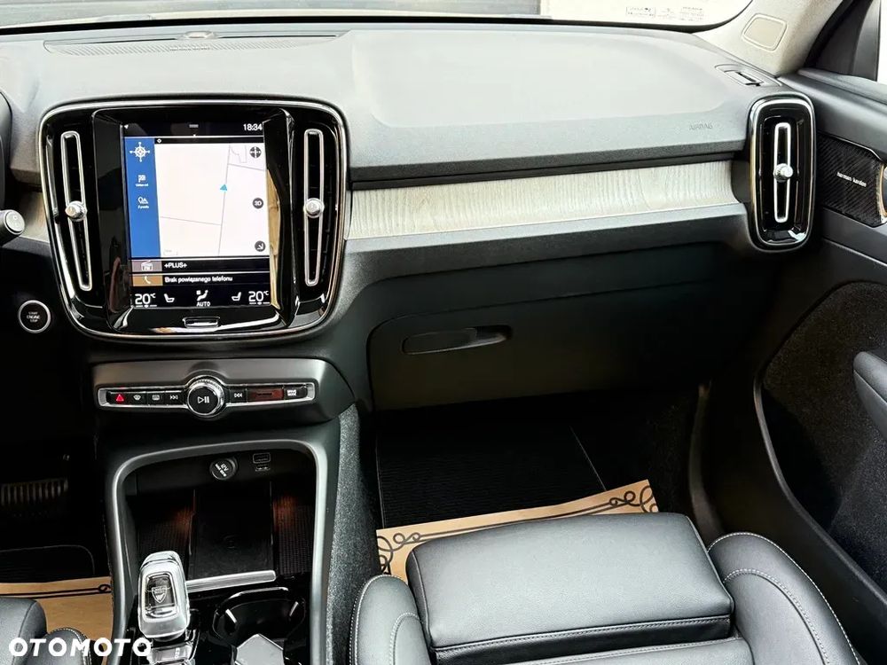 Volvo XC 40 D4 AWD Geartronic Inscription - 21
