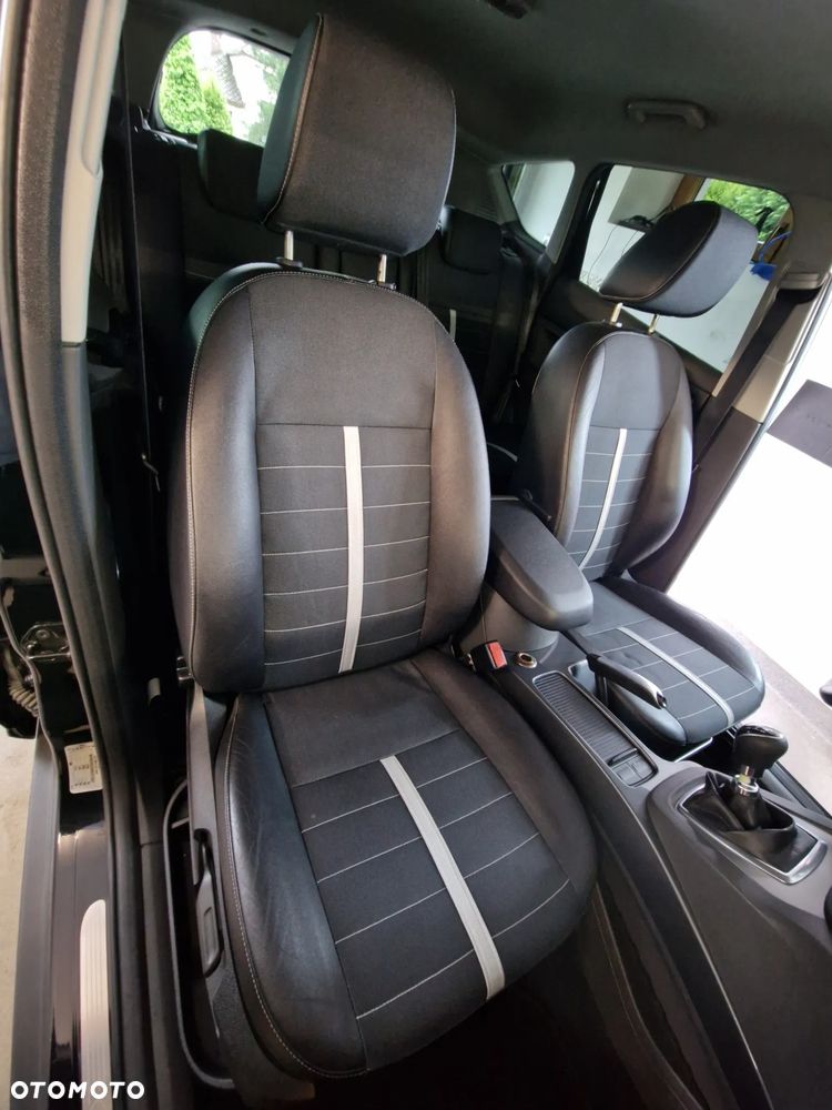 Ford Kuga 2.0 TDCi Titanium - 10