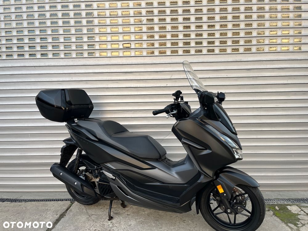 Honda NSS - 19