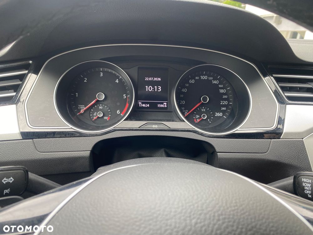 Volkswagen Passat Variant 2.0 TDI BMT Comfortline DSG - 9