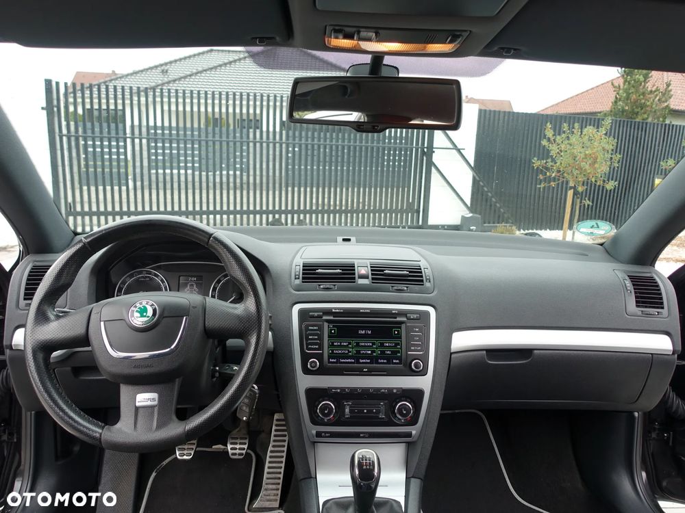 Skoda Octavia 2.0 TDI CR DPF RS - 14