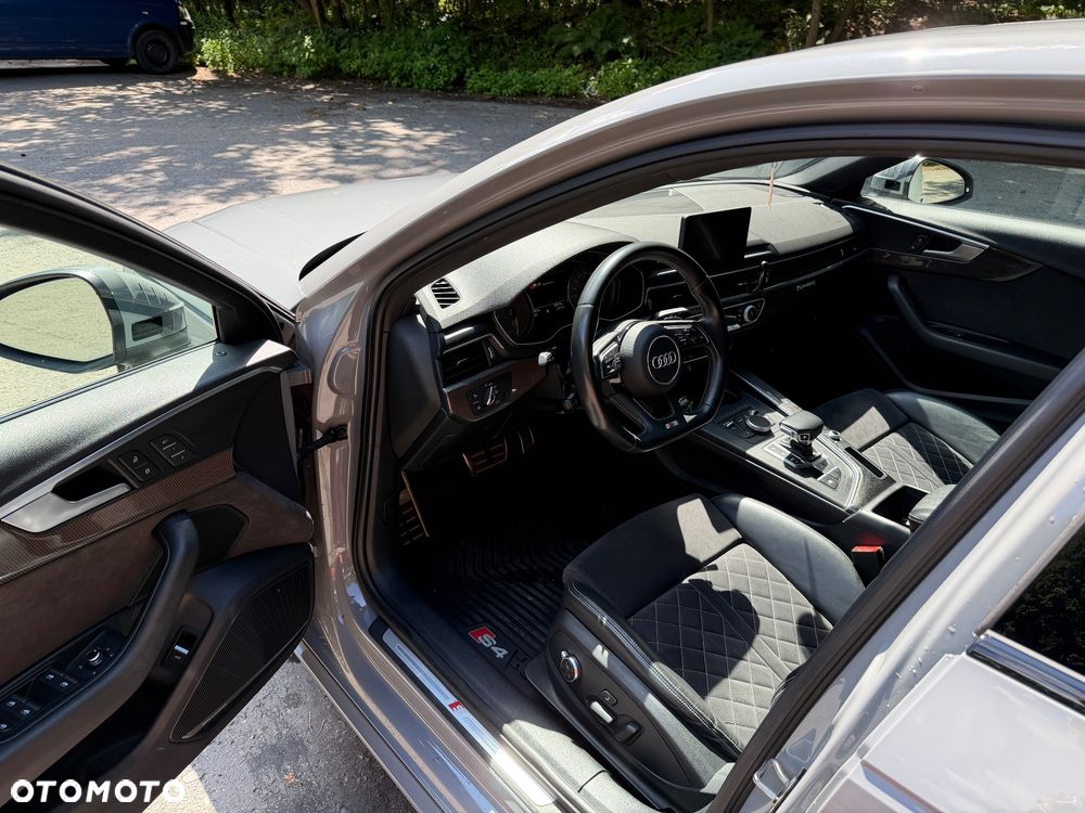 Audi S4 Limousine - 9