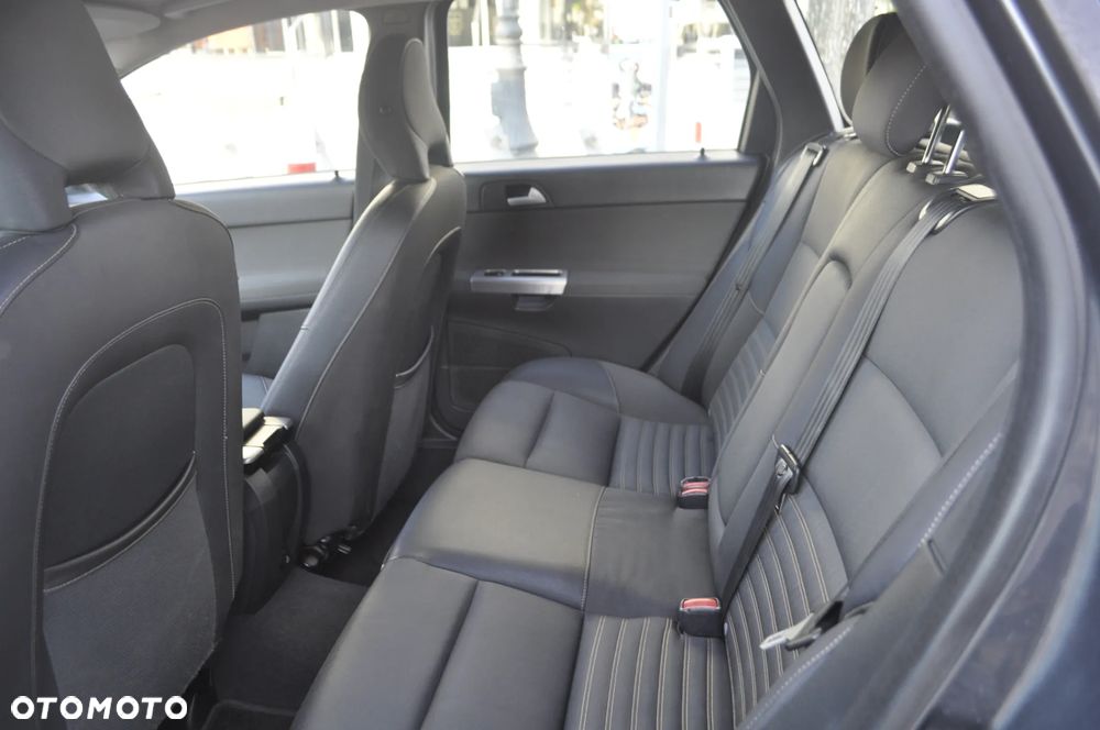 Volvo V50 - 14