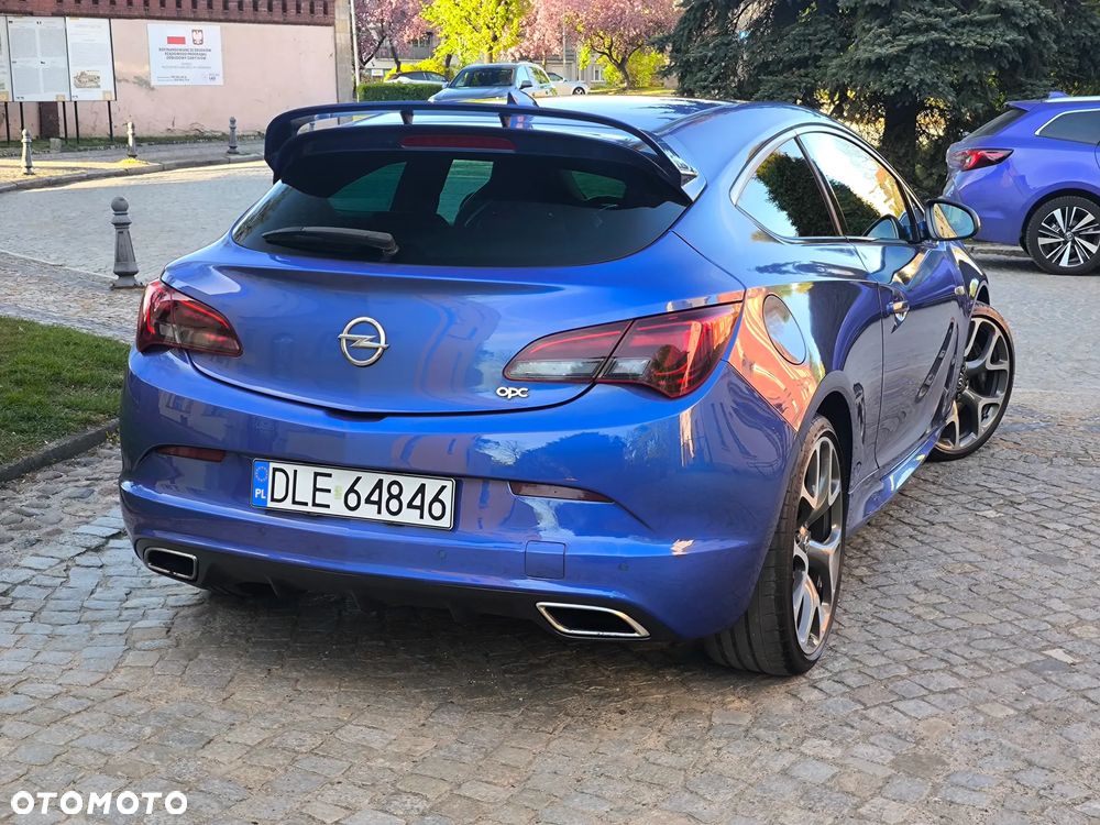 Opel Astra OPC Start/Stop - 11
