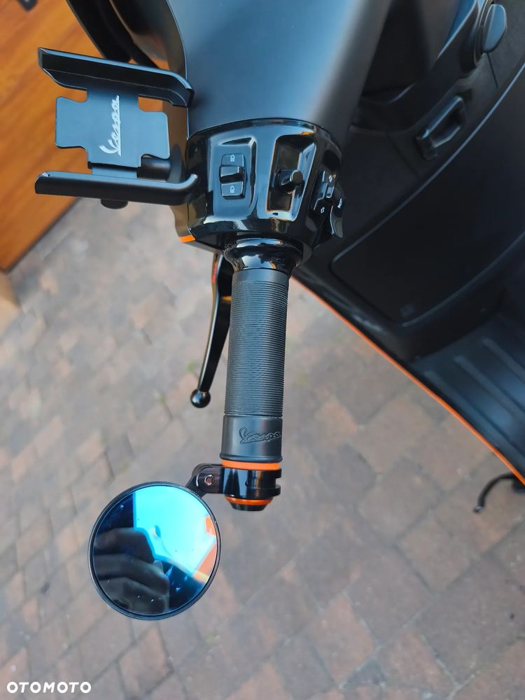 Vespa GTS - 8