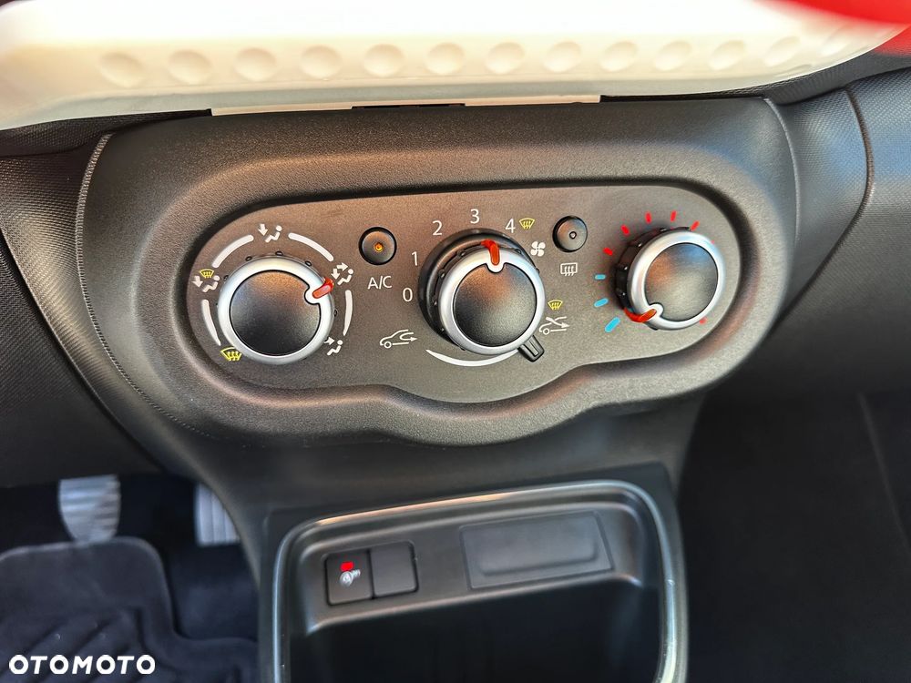 Renault Twingo SCe 75 Signature - 31