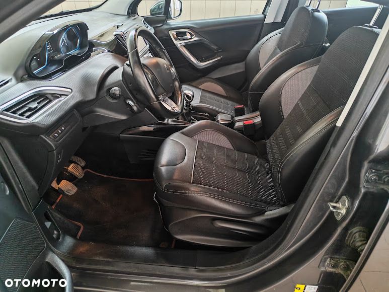 Peugeot 2008 1.6 BlueHDi Allure - 10