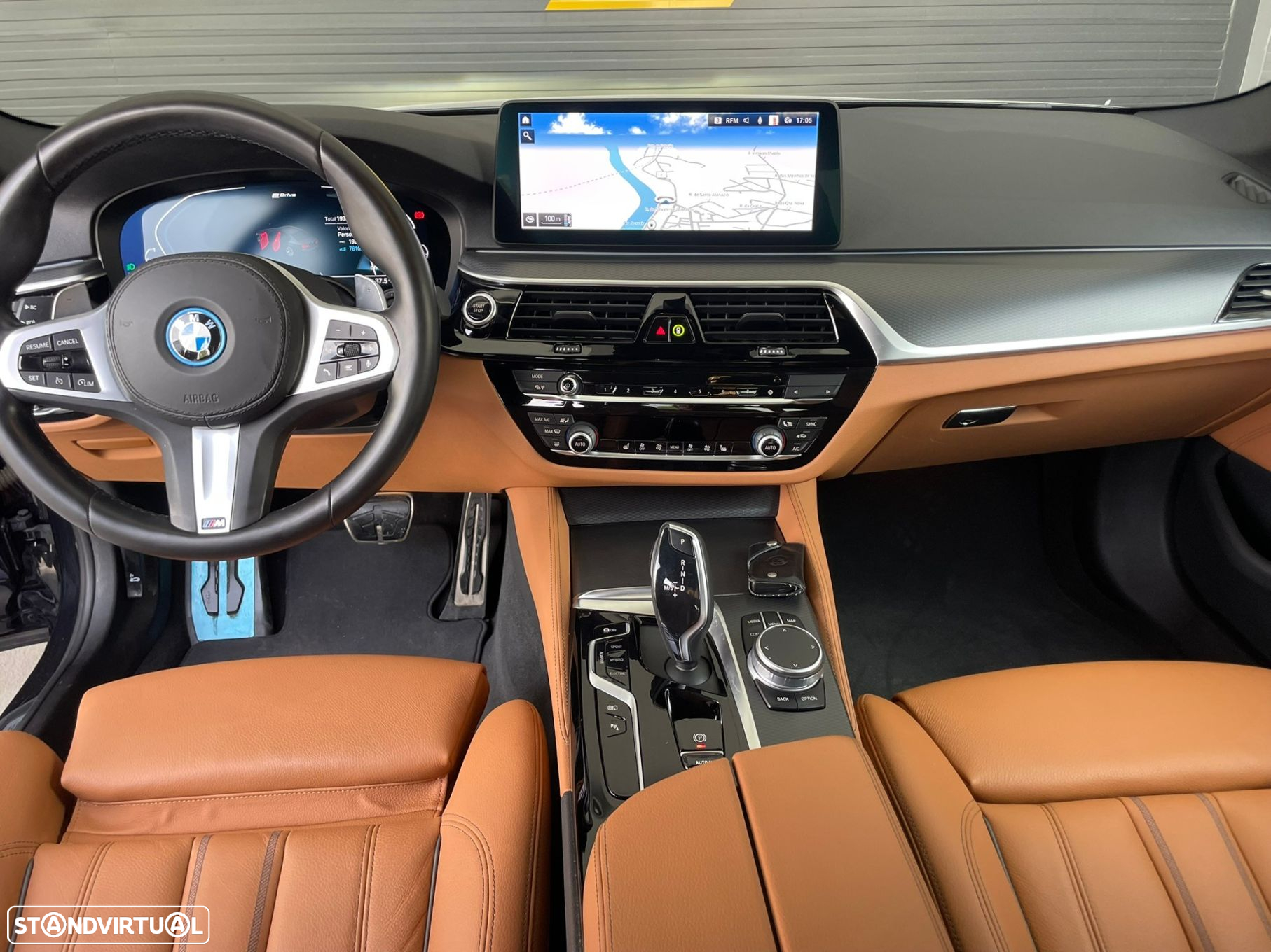 BMW 530 e Pack M - 12